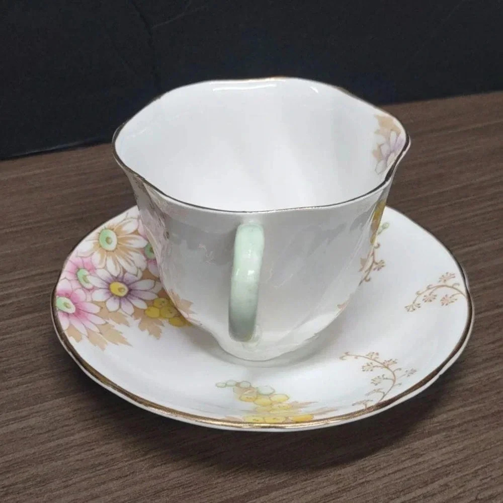 Royal Stafford Bone China England Floral Daisy Vintage - Picture 2 of 8